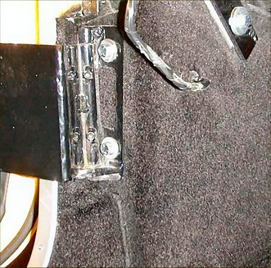 Door hinge